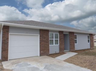 1346 Golf Course Rd, Marshfield, MO 65706