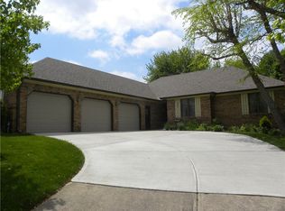 6402 Quail Rdg W, Plainfield, IN 46168