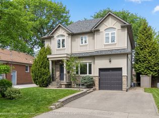 36 Athol Ave, Toronto, ON M8Z 2A4