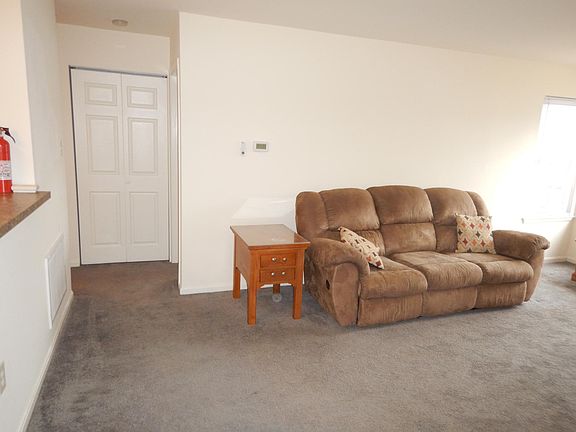 3rd image of 33 Driftwood Ct #358