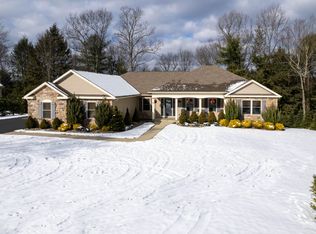 515 Johns Dr, Clearfield, PA 16830