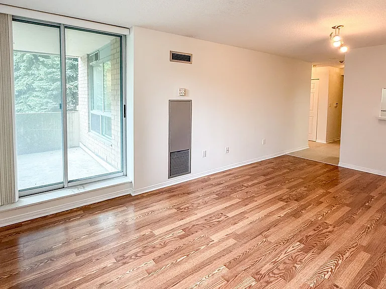 3 Pemberton Ave #206 — Photo 9