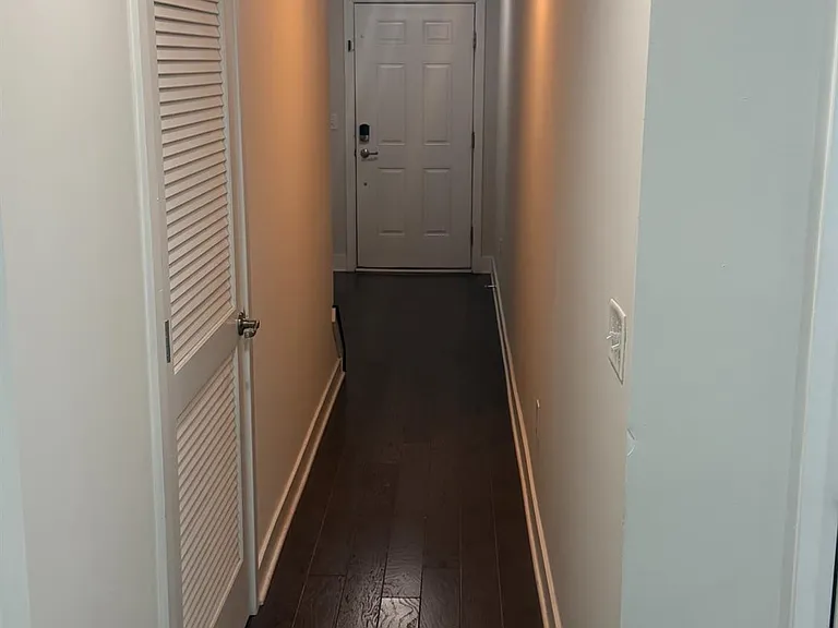 504 Keenland Ct — Photo 5
