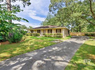 9623 Sunview Dr, Semmes, AL 36575