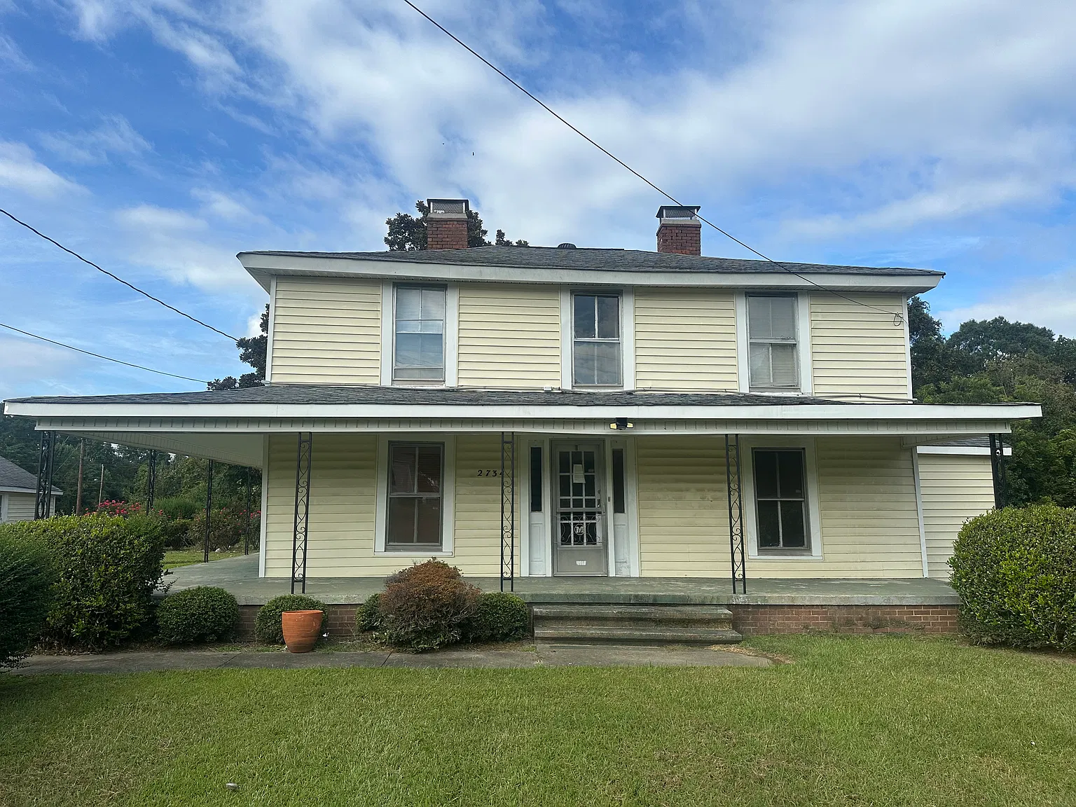 6 bed, $1,675 — Photo 1