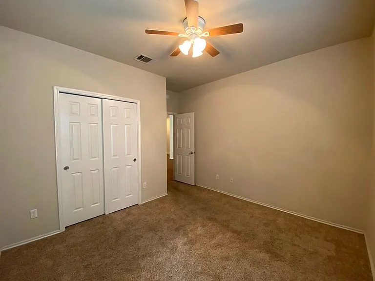 207 Brown St — Photo 24