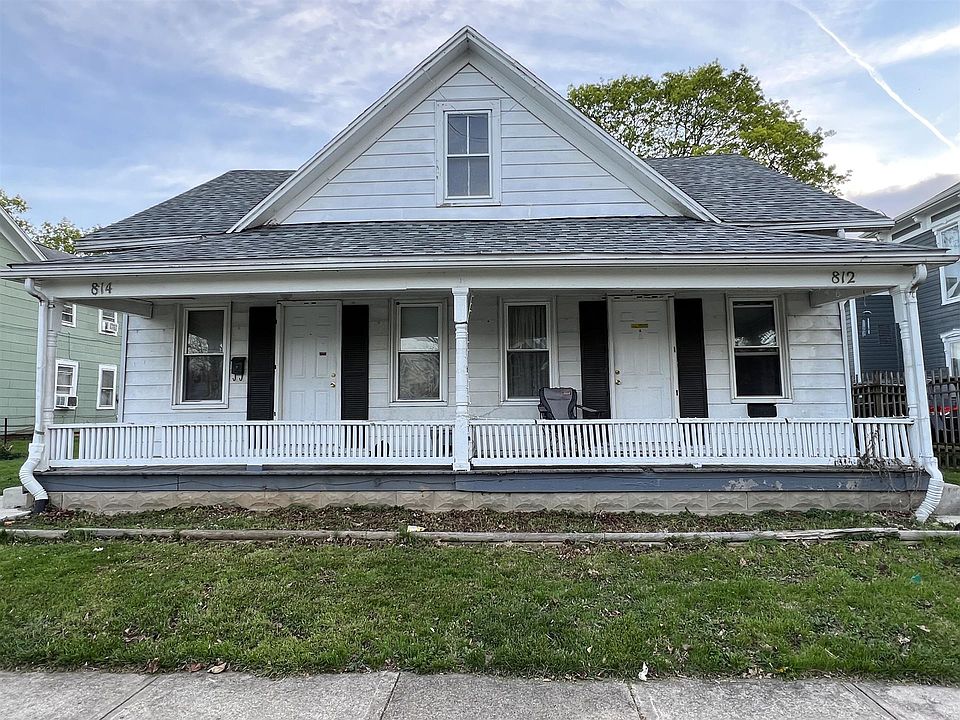 1st image of 812 E Franklin St