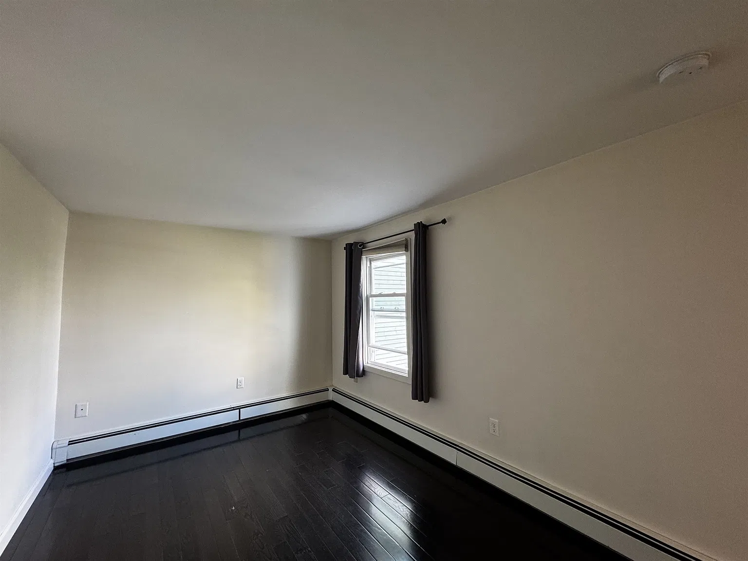 1 bed, 600 sqft, $2,600 — Photo 4