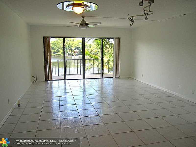 1st image of 833 NE 18th Ct APT 11