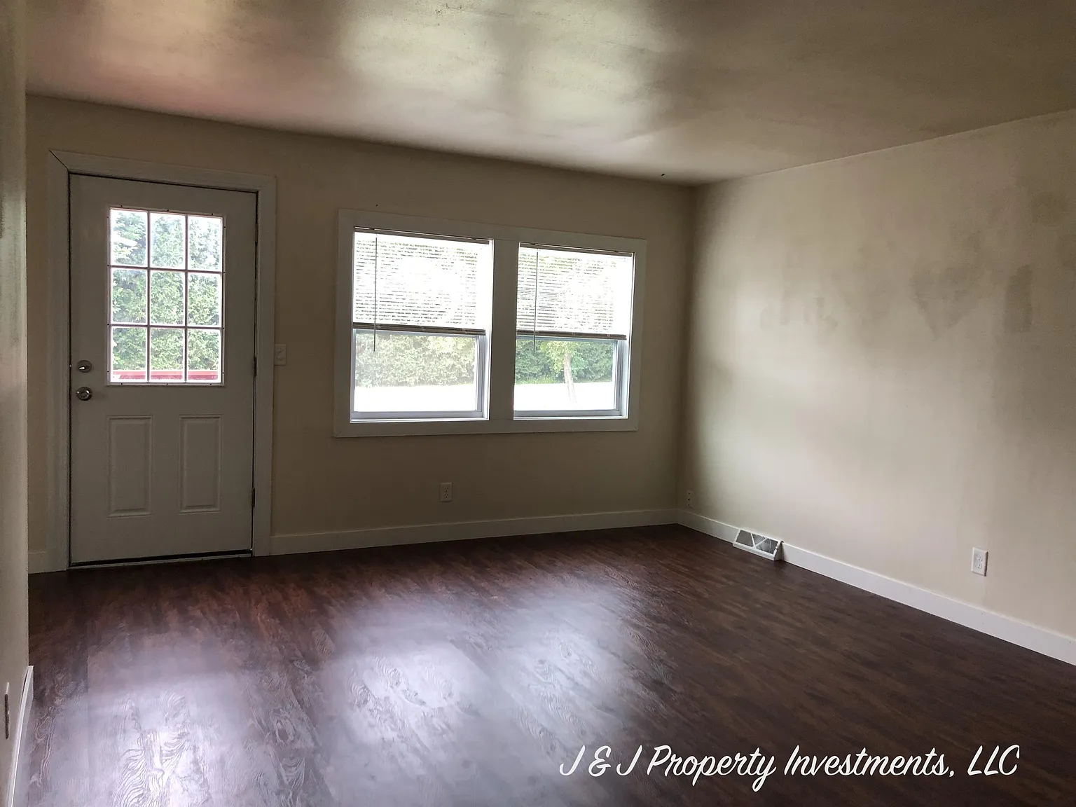 283 Hazelwood Drive - 1 — Photo 3