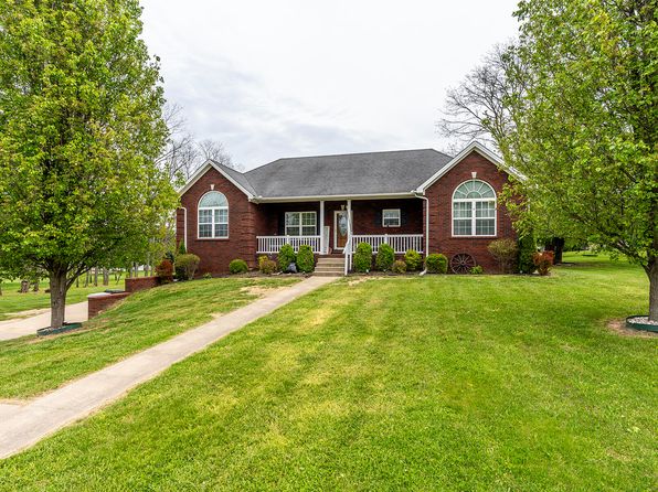 696 Settlement Dr, Lancaster, KY 40444