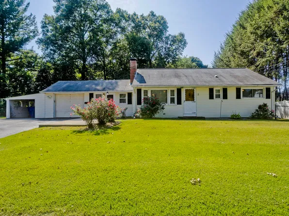 2 Oakridge Drive, Enfield, CT 06082