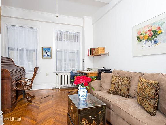 2nd image of 215 W 90th St APT 2F