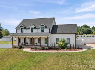 4791 Cooper Rd, Clemmons, NC 27012