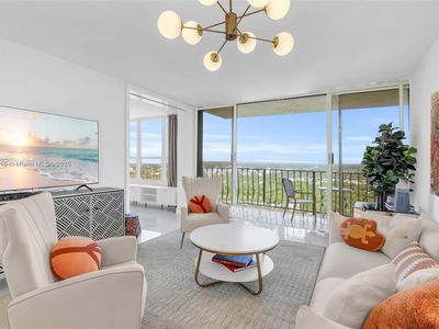 780 NE 69th St #PENTHOUSE 6, Miami, FL, 33138