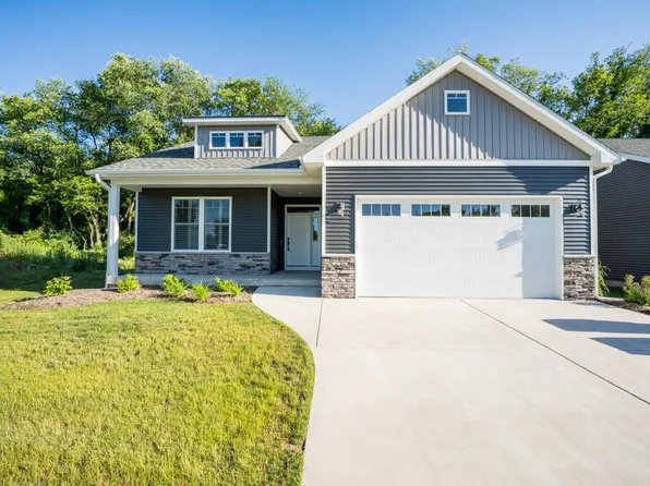 9226 Hatton Cir, Richland, MI 49083