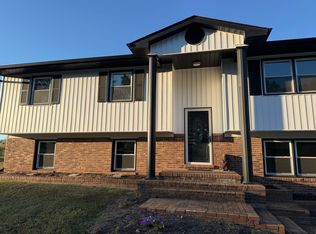 6888 Oak Grove Rd, Newburgh, IN 47630