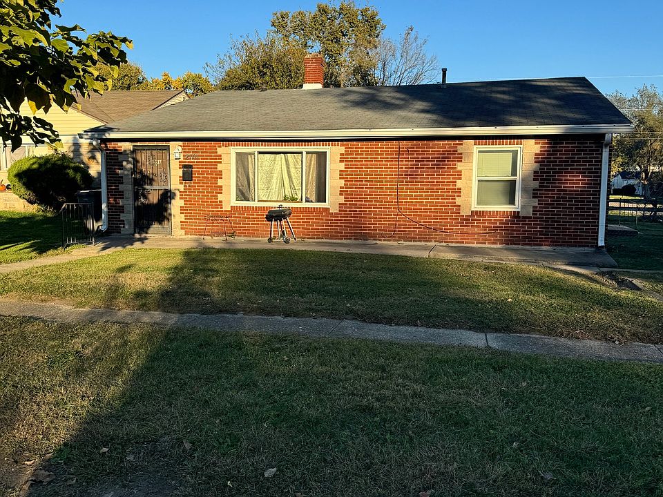 2nd image of 2701 Schofield Ave