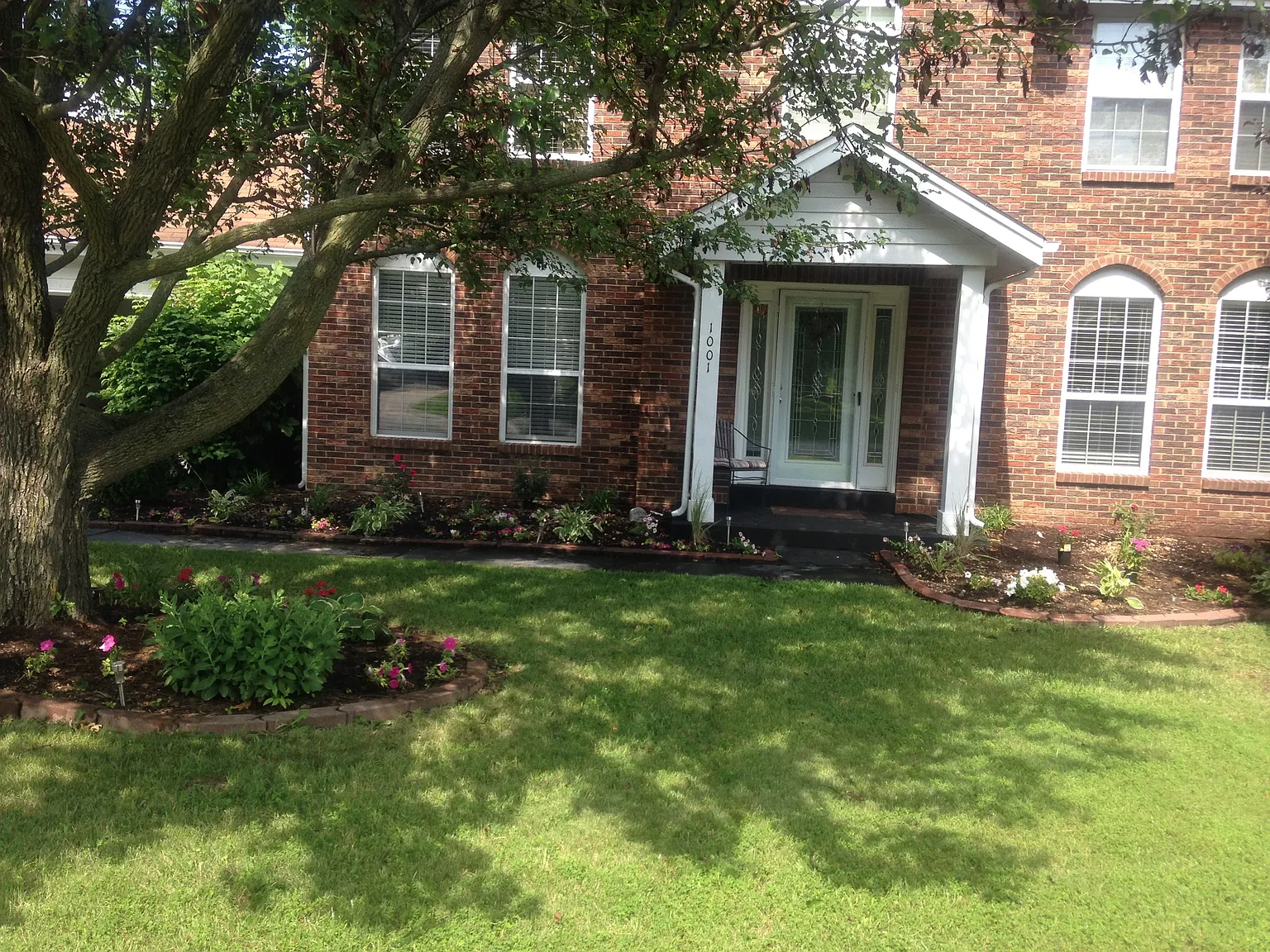 1001 Hunter Ln photo 1
