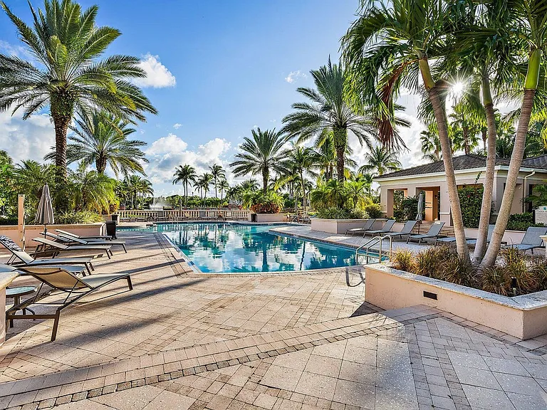 2916 Tuscany Ct #201 — Photo 40