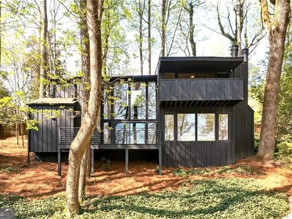 5020 Vallo Vista Ct, Atlanta, GA 30342