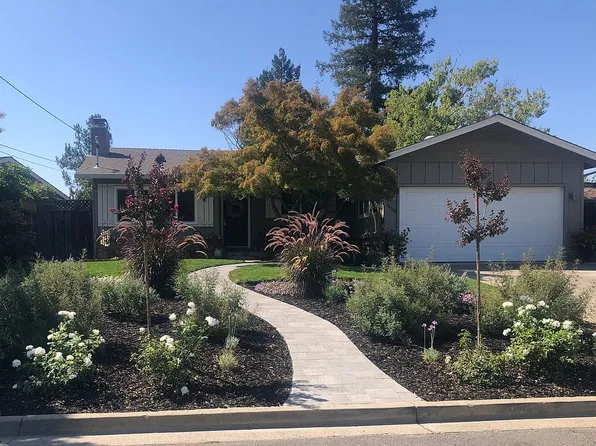 18700 Harleigh Dr, Saratoga, CA 95070
