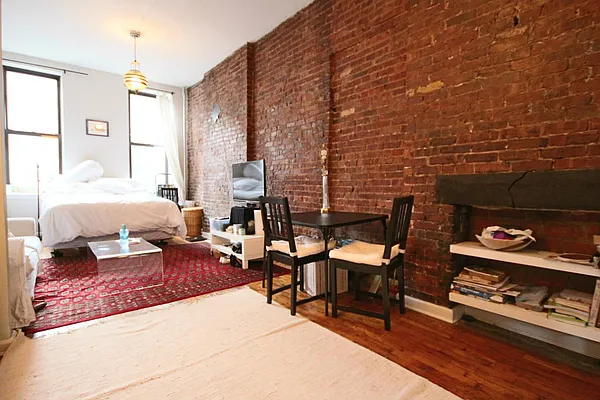 Rented by Keller Williams NYC | media 7
