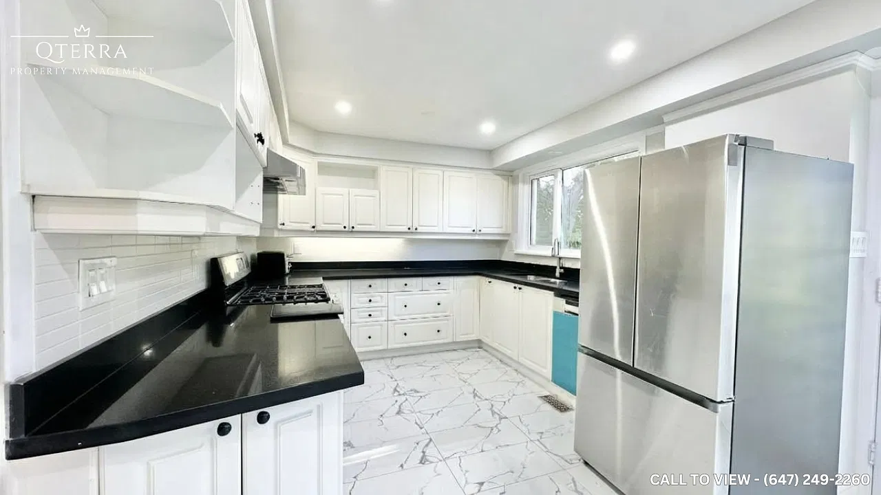 4 bed, 2.5 bath, 2000 sqft, $3,795 — Photo 2