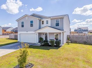 803 Riverside Dr, Calhoun, GA 30701