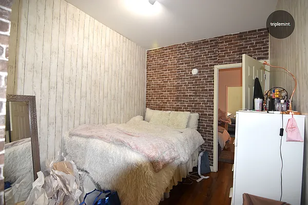 Rented by Triplemint | media 23