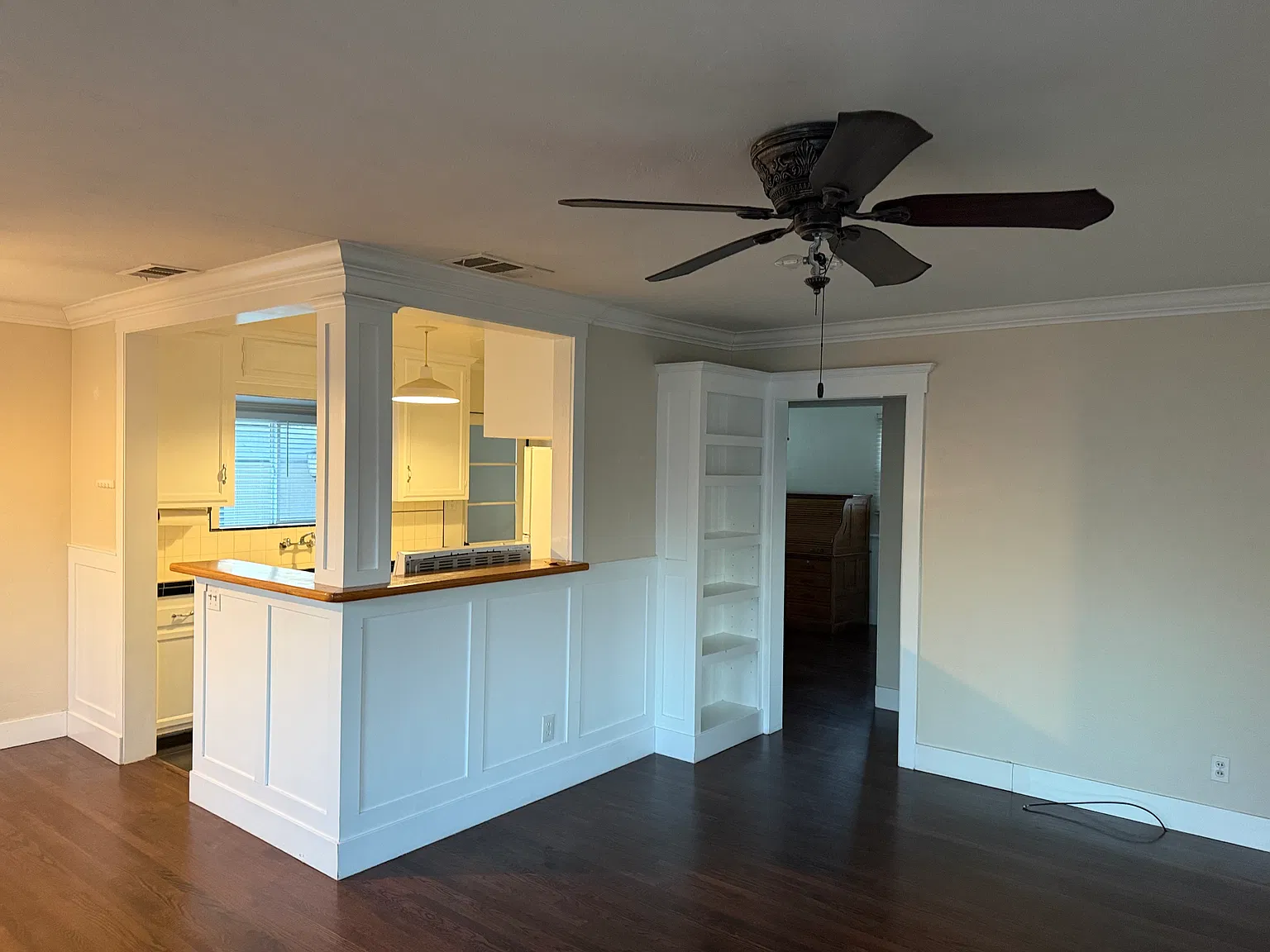 2 bed, 900 sqft, $2,795 — Photo 3