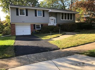 2134 Fountain Hill Dr, Lutherville Timonium, MD 21093