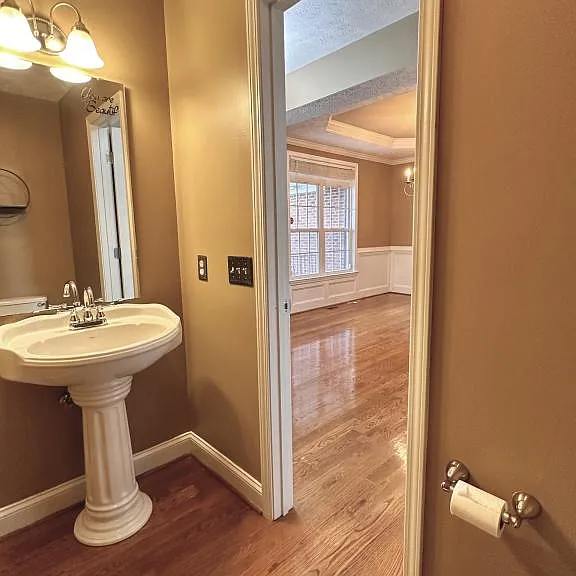 2928 Prioress Dr — Photo 6