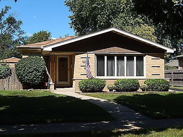 1st image of 5112 W 107th St