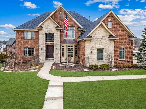 12604 Thornberry Dr, Lemont, IL 60439