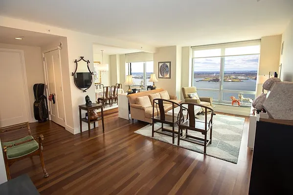 Rented by Battery Park Realty | media 2