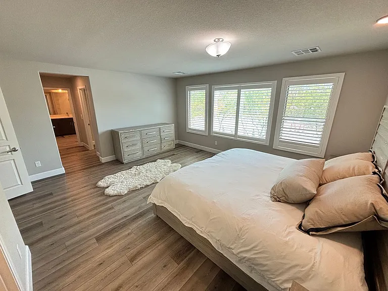 11194 Formosa Springs Ct — Photo 39