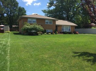 12751 S Auburn Ave, Palos Heights, IL 60463