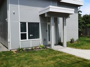 1551 Suffolk Ave, Pt Coquitlam, BC V3B5N8