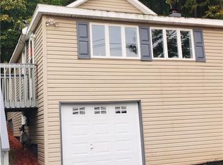 663 Jersey Ave, Greenwood Lake, NY 10925