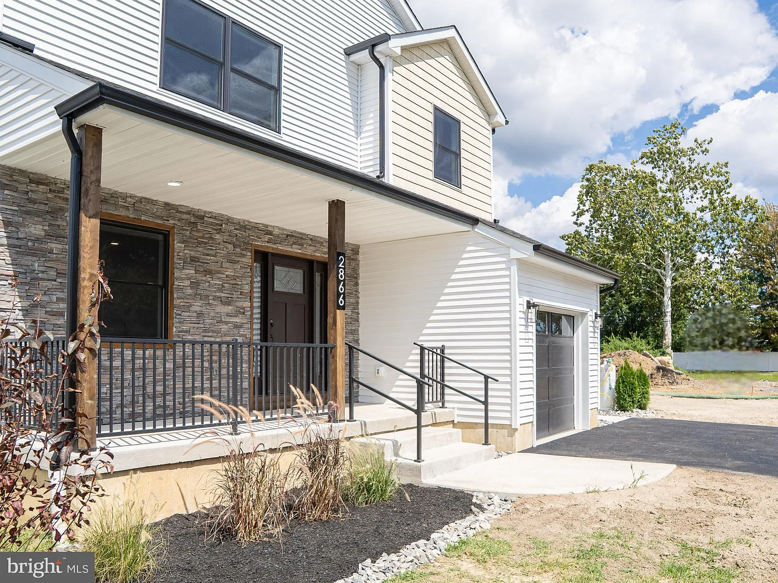 2866 Wine Ave photo 1