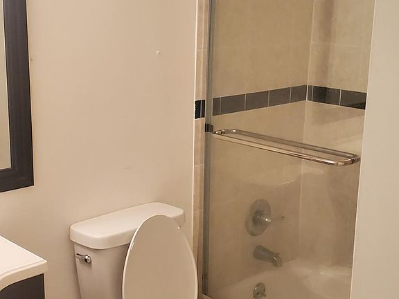5th image of 7205 Miami Lakes Dr APT B