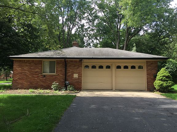 2nd image of 4475 Far Hill Dr