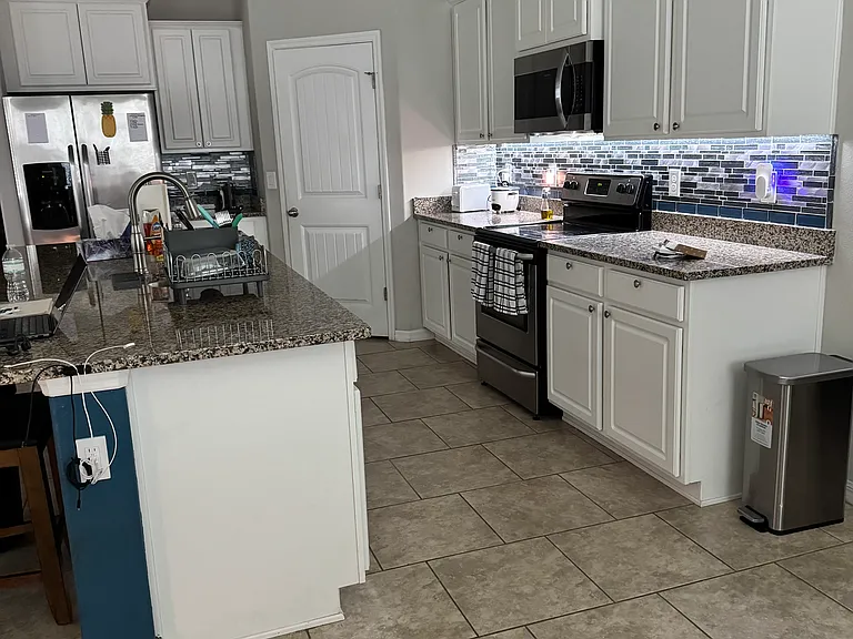 5629 SW 50th Ter #3 — Photo 11