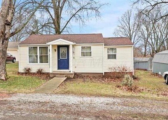 3rd image of 106 Sunset Dr