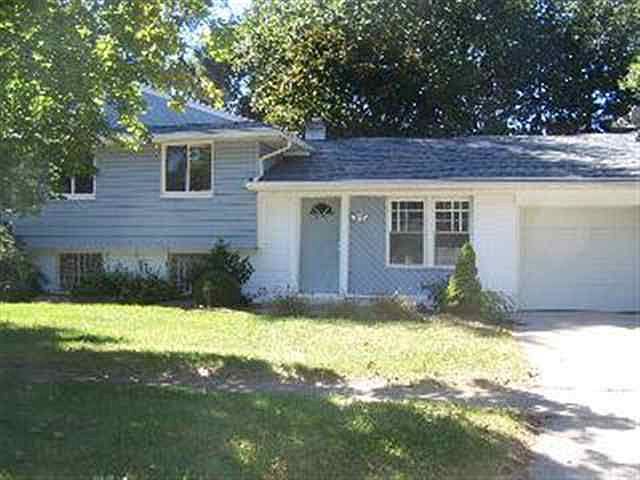 1st image of 7153 Middlebury Dr