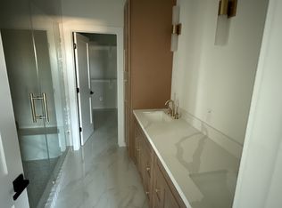 1309 E 35th St #A, Houston, TX 77022