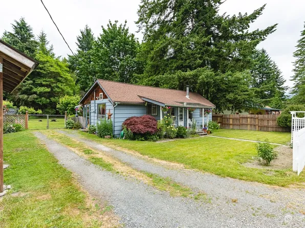 5218 Galbraith Road, Acme, WA 98220