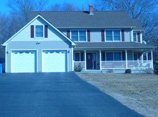24 Baca Dr, Griswold, CT 06351