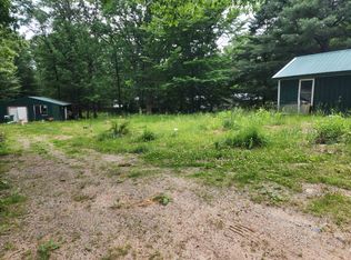 1694 Hampton Rd, Harrison, MI 48625